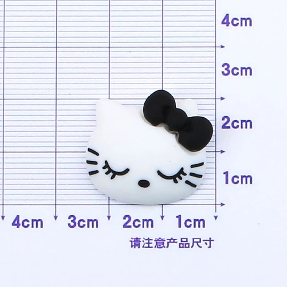 Light kitty charms 🤍 - Picture 1 of 1